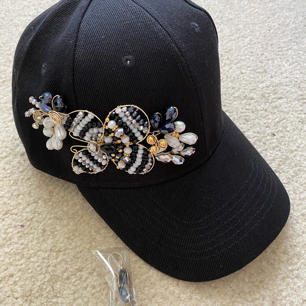 Artisan Black Cap
